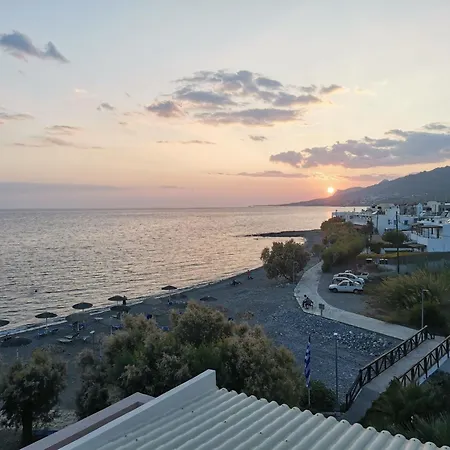 Stratos Sunset House Koutsourás