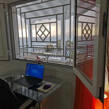 Stratos Sunset House Apartment
