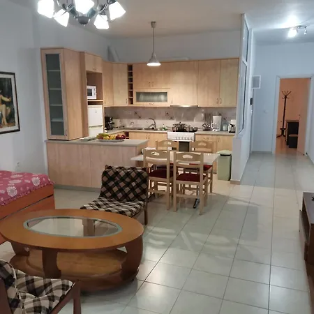 Stratos Sunset House * Koutsourás